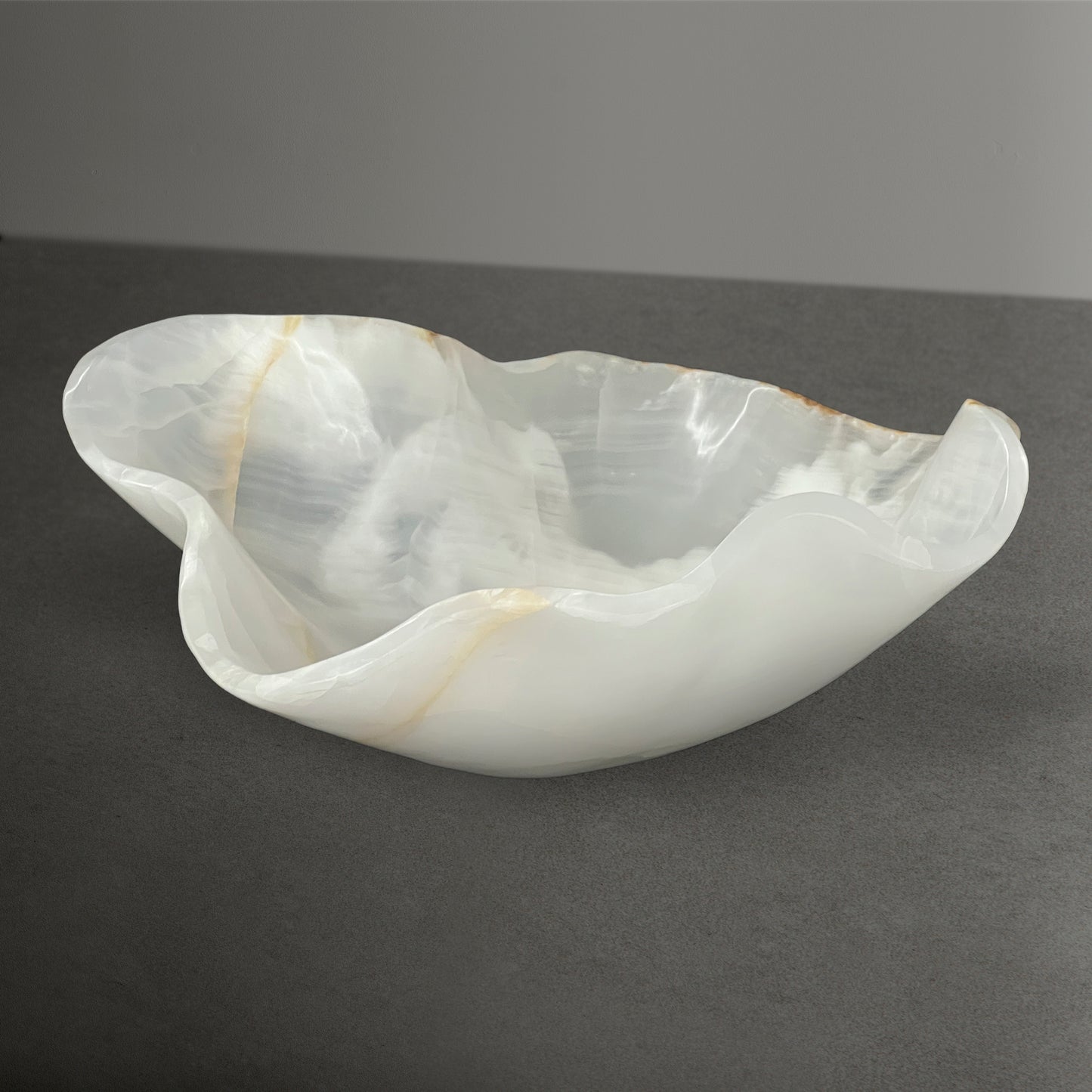 Hand-Carved Onyx Bowl – Elegant Natural Stone Decor