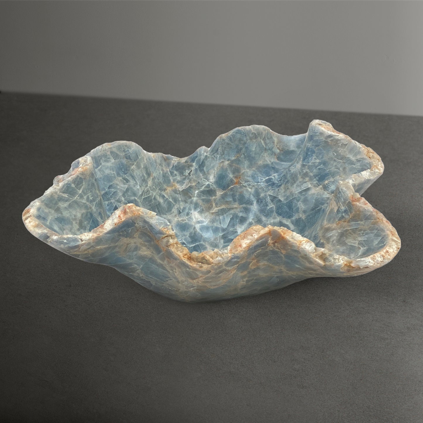 Hand-Carved Onyx Bowl – Elegant Natural Stone Decor