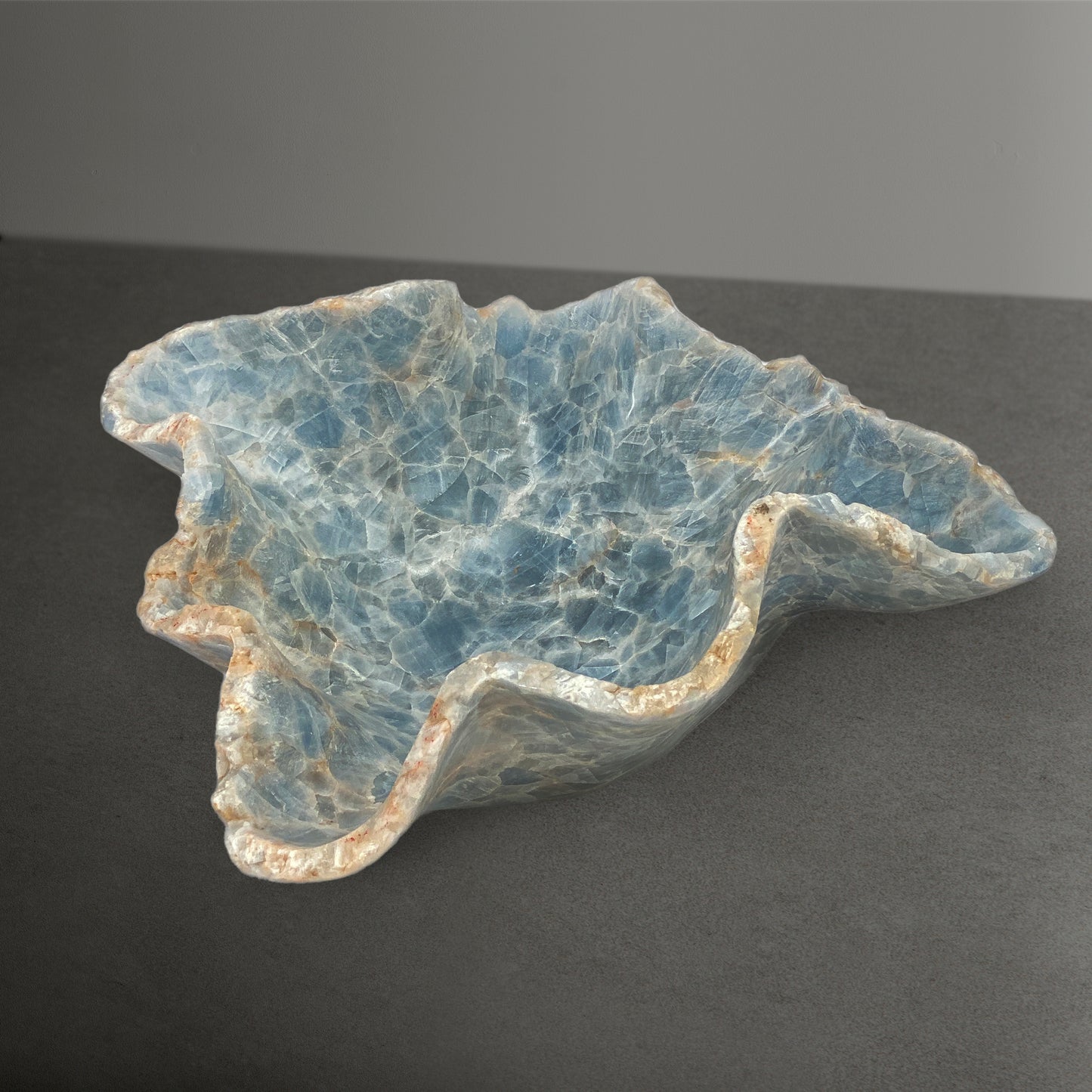 Hand-Carved Onyx Bowl – Elegant Natural Stone Decor