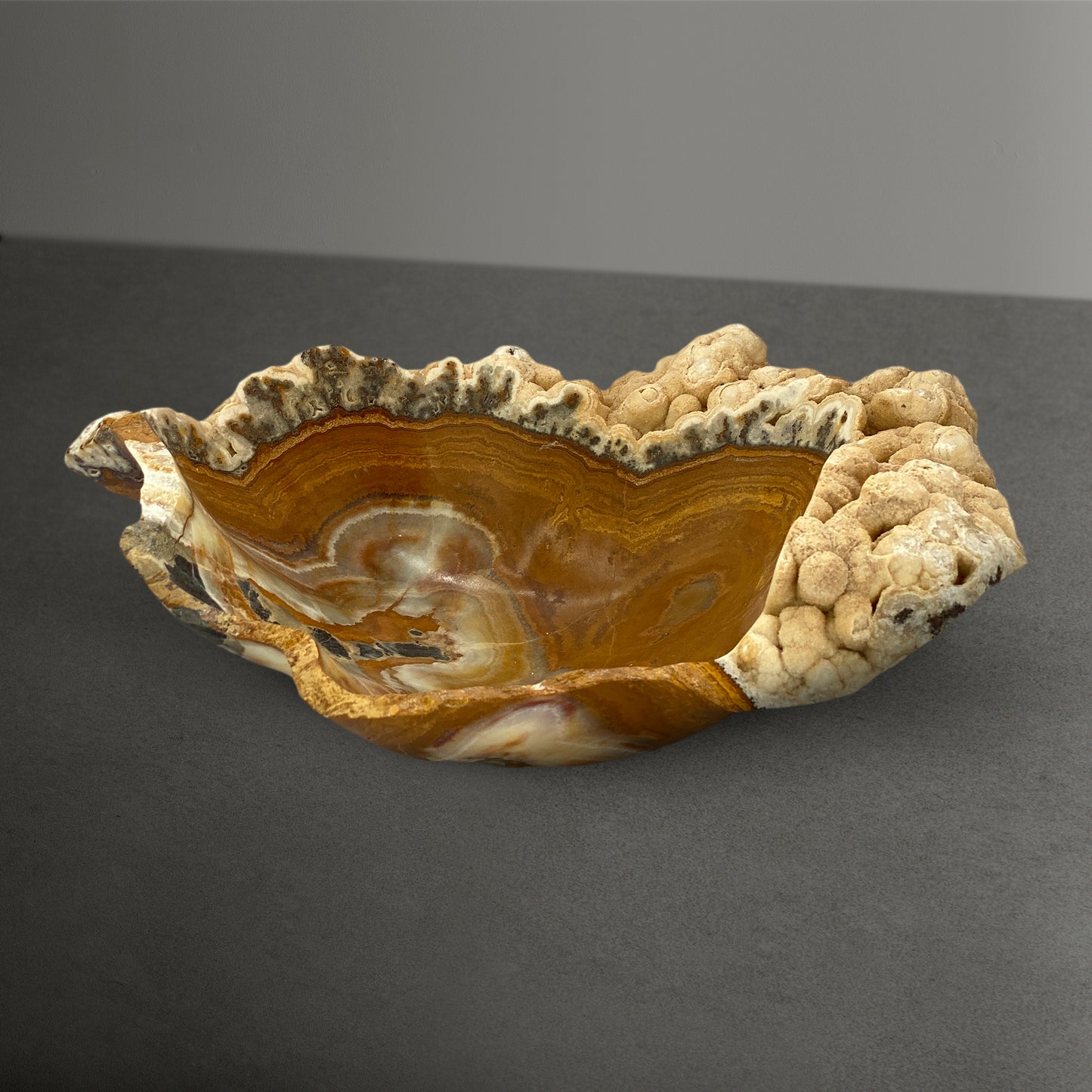 Hand-Carved Onyx Bowl – Elegant Natural Stone Decor