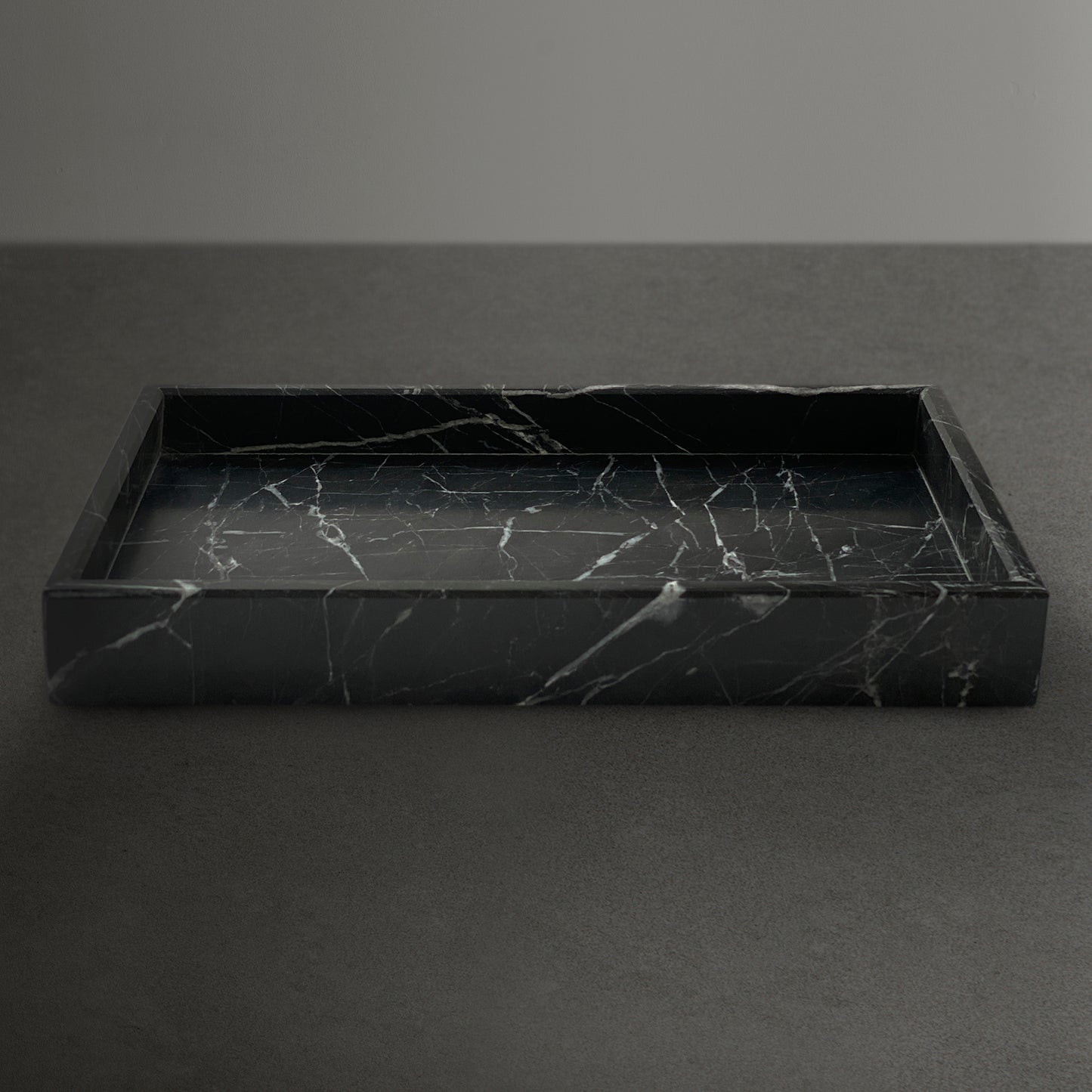 Hand-Carved Marble Vanity Tray – Luxurious Natural Stone Accent