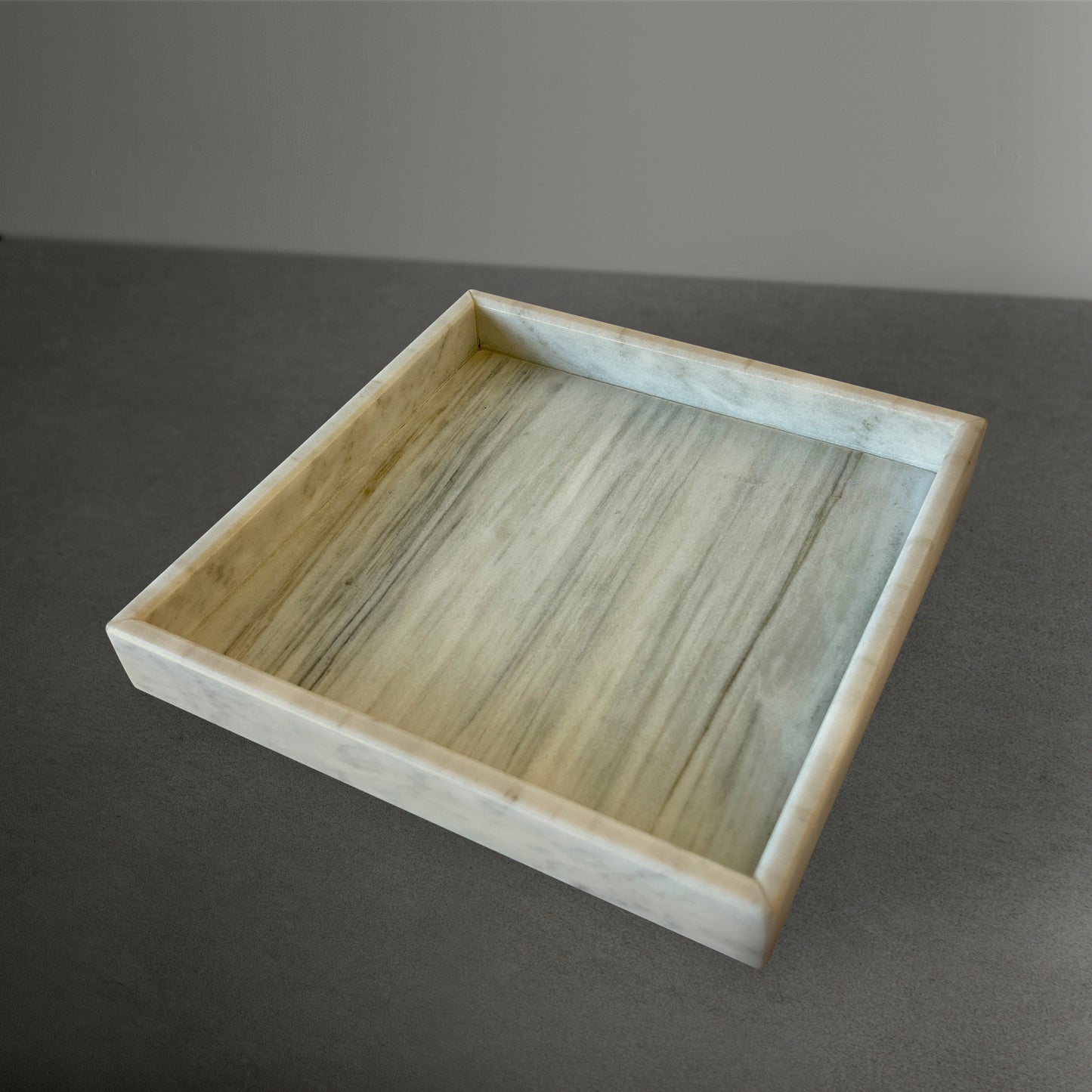 Hand-Carved Marble Vanity Tray – Luxurious Natural Stone Accent