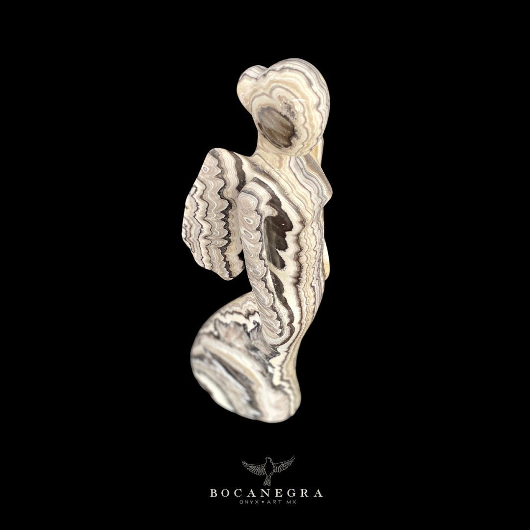 Beige & Black Onyx Sculpture Art - Angel Stone – Bocanegra MX